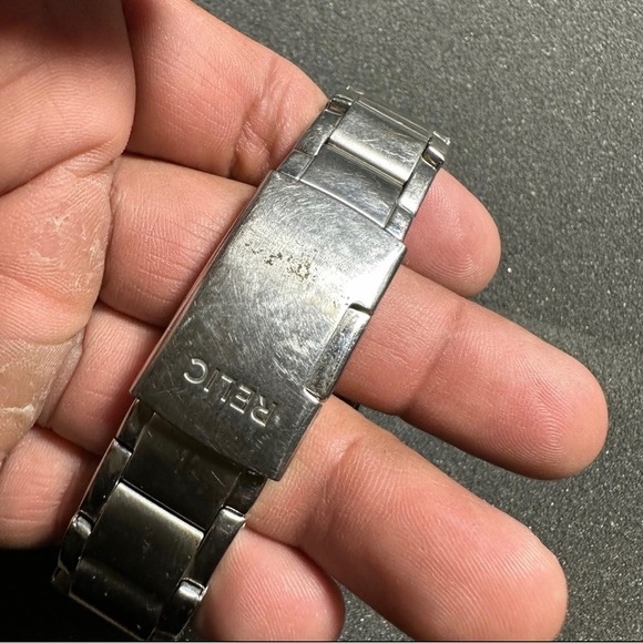 Relic Mens Quartz Sports Watch Date Just ZR11674 Silver Tone Working New Battery - Picture 8 of 10